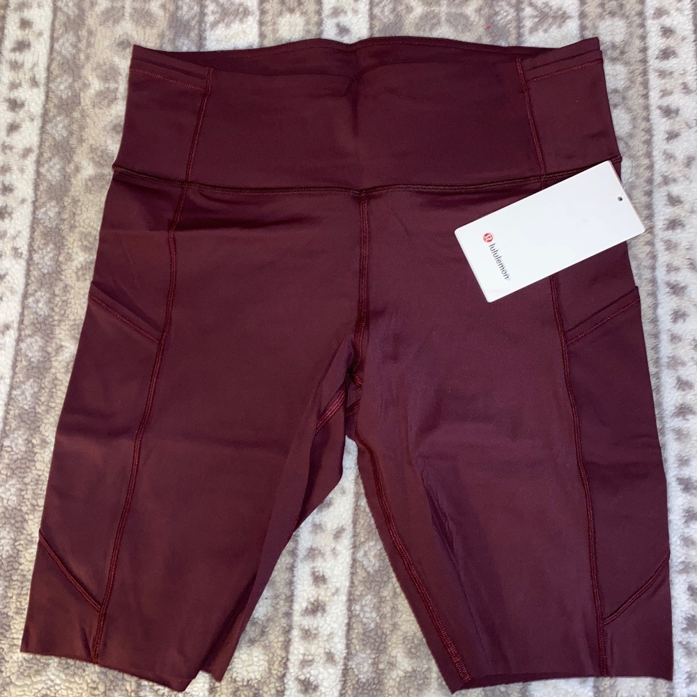 Lululemon shorts 10” (New)